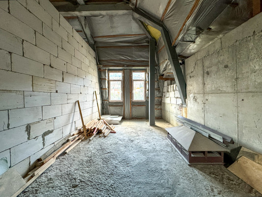 Продам трехкомнатную (3-комн.) квартиру, Прибрежная ул, 1а, Кореиз пгт