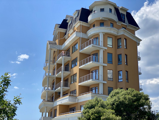 Продам трехкомнатную (3-комн.) квартиру, Прибрежная ул, 1а, Кореиз пгт