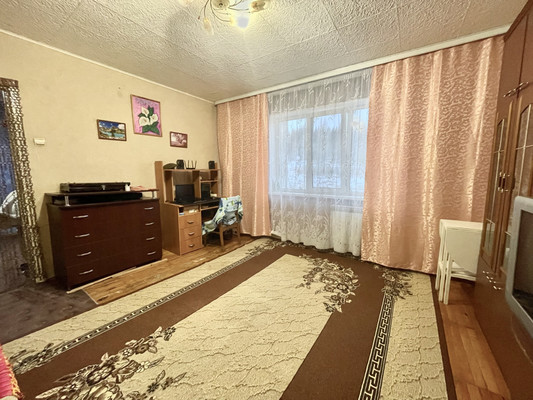 Продам двухкомнатную (2-комн.) квартиру, Парковая ул, 6, Нижний Тагил г