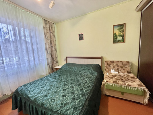 Продам двухкомнатную (2-комн.) квартиру, Парковая ул, 6, Нижний Тагил г
