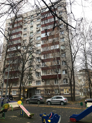 Продам двухкомнатную (2-комн.) квартиру, Очаковское ш, 15к1, Москва г