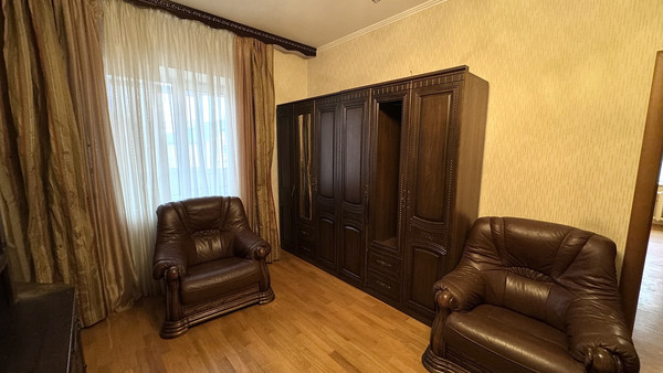 Продам многокомнатную квартиру, Гагарина ул, 6Б, Волгодонск г