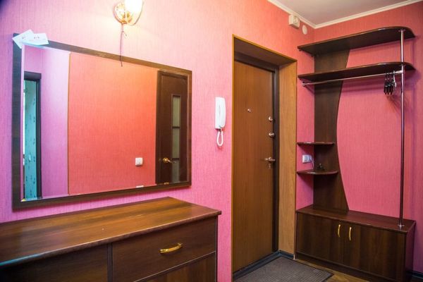 Сдам однокомнатную (1-комн.) квартиру, 8-й мкр, 7, Ачинск г