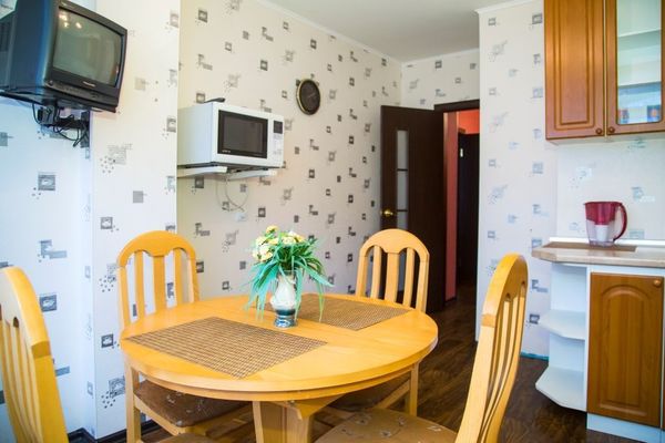 Сдам однокомнатную (1-комн.) квартиру, 8-й мкр, 7, Ачинск г