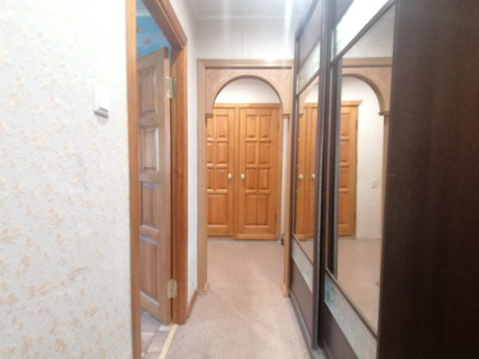 Продам двухкомнатную (2-комн.) квартиру, Тимакова ул, 5, Рязань г