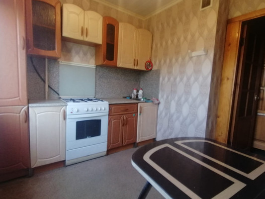 Продам двухкомнатную (2-комн.) квартиру, Тимакова ул, 5, Рязань г