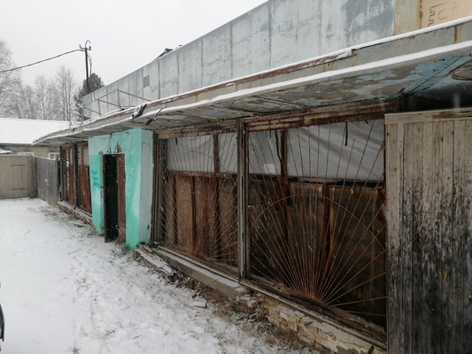 Продам торговое помещение 220 м2, Большая ул, 4а, Верхняя Максаковка пгт