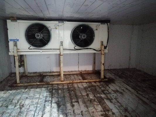 Продам торговое помещение 220 м2, Большая ул, 4а, Верхняя Максаковка пгт