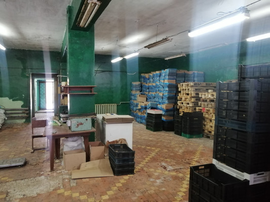 Продам торговое помещение 220 м2, Большая ул, 4а, Верхняя Максаковка пгт