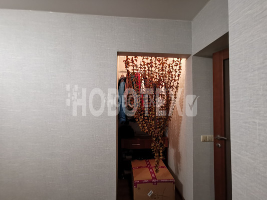 Продам двухкомнатную (2-комн.) квартиру, Ленина ул, 195Б, Горячий Ключ г