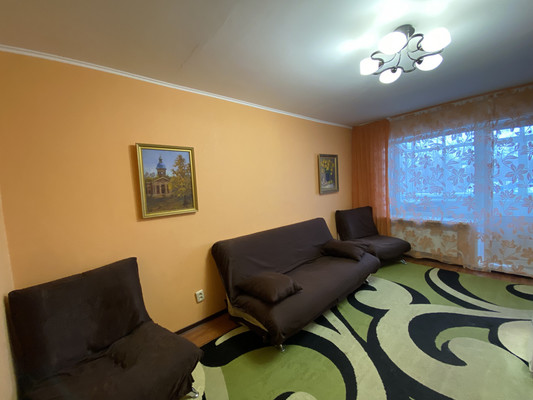 Продам трехкомнатную (3-комн.) квартиру, Маршала Жукова ул, 3кА, Нижневартовск г