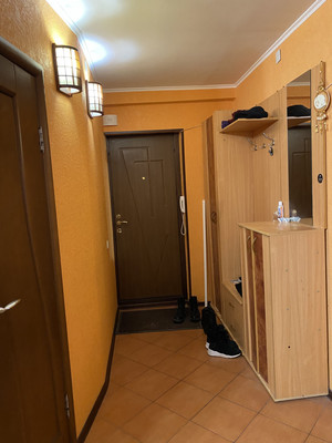 Продам трехкомнатную (3-комн.) квартиру, Маршала Жукова ул, 3кА, Нижневартовск г
