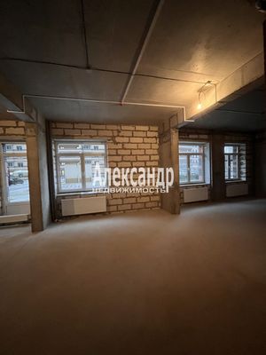 Сдам торговое помещение 143,6 м2, Коломяжский пр-кт, 13к2, Санкт-Петербург г