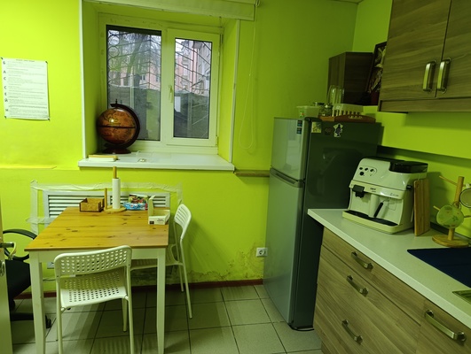 Продам коммерческое помещение 130 м2, Коцюбинского ул, 9 к2, Москва г