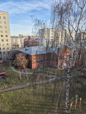 Продам двухкомнатную (2-комн.) квартиру, Монастырская ул, 53б, Пермь г
