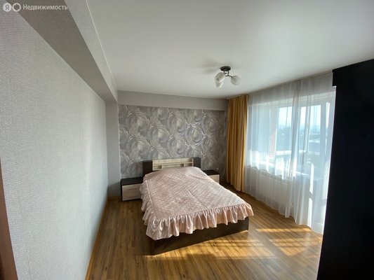 Продам трехкомнатную (3-комн.) квартиру, Советская ул, 170/1, Иркутск г