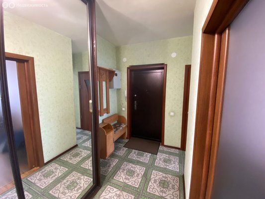 Продам трехкомнатную (3-комн.) квартиру, Советская ул, 170/1, Иркутск г