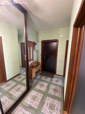 Продам трехкомнатную (3-комн.) квартиру, Советская ул, 170/1, Иркутск г