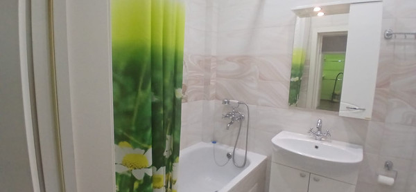 Продам двухкомнатную (2-комн.) квартиру, Симферопольское ш, 1а, Анапа г