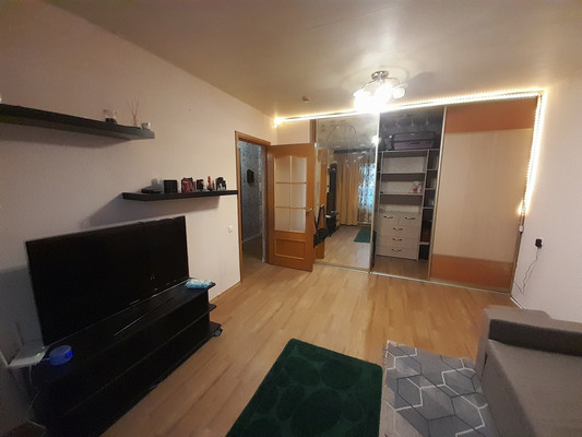 Сдам однокомнатную (1-комн.) квартиру, Бадаева ул, 8к1, Санкт-Петербург г