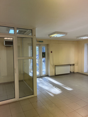 Продам коммерческое помещение 41,2 м2, Подполковника Иванникова ул, 10-12А, Калининград г