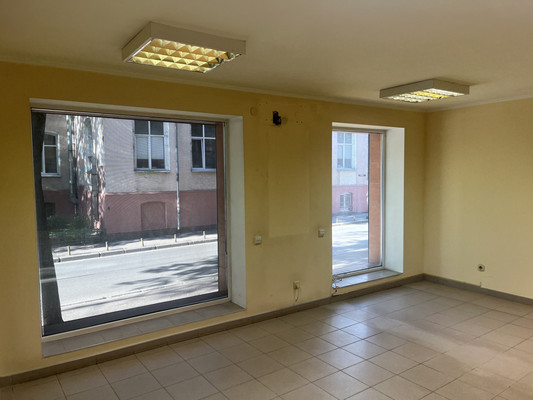 Продам коммерческое помещение 41,2 м2, Подполковника Иванникова ул, 10-12А, Калининград г