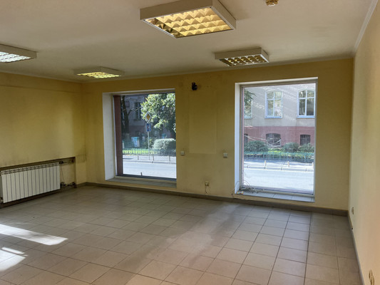 Продам коммерческое помещение 41,2 м2, Подполковника Иванникова ул, 10-12А, Калининград г