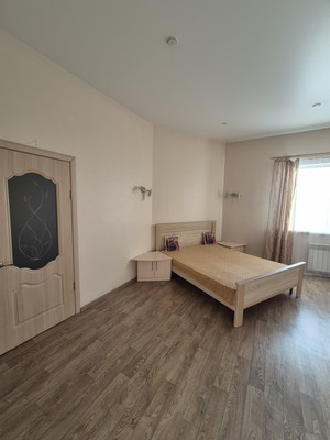 Сдам однокомнатную (1-комн.) квартиру, Мира пр-кт, 300к2, Южно-Сахалинск г