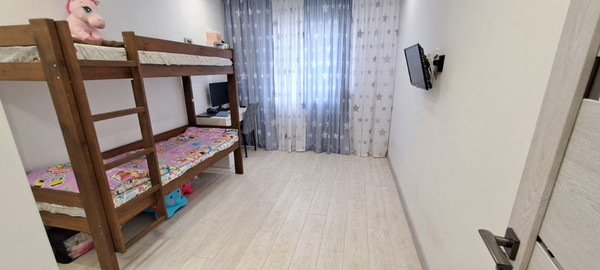 Продам двухкомнатную (2-комн.) квартиру, 60 лет Образования СССР пр-кт, 62Д, Красноярск г