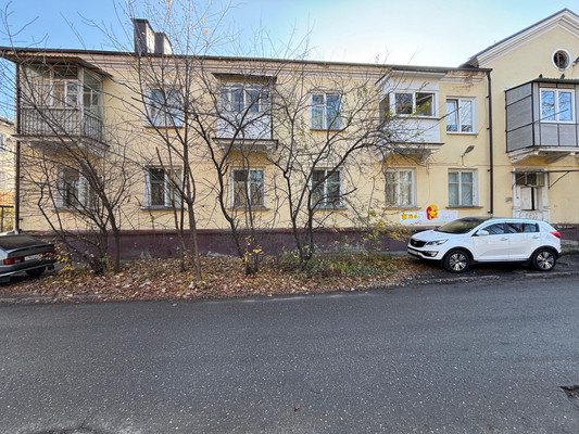 Продам многокомнатную квартиру, Ногмова ул, 82, Нальчик г