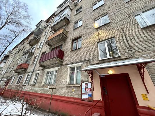 Продам двухкомнатную (2-комн.) квартиру, Власова ул, , 3, Люберцы г