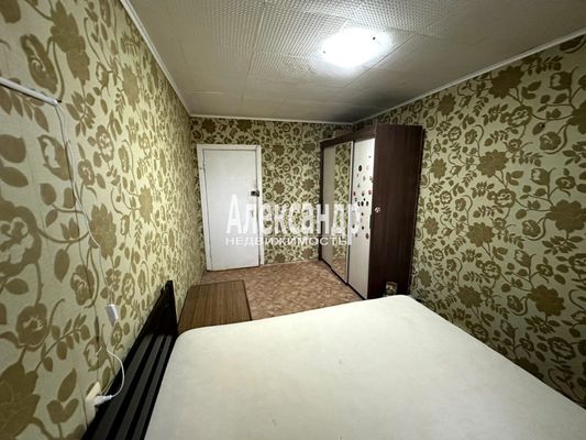 Продам комнату в 2-комн. квартире, Молодежная ул, 21, Сосновый Бор с