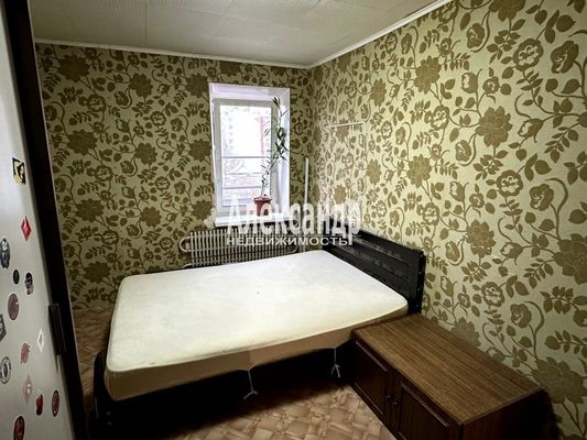 Продам комнату в 2-комн. квартире, Молодежная ул, 21, Сосновый Бор с