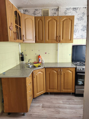 Продам трехкомнатную (3-комн.) квартиру, Пионерская ул, 179, Волгодонск г