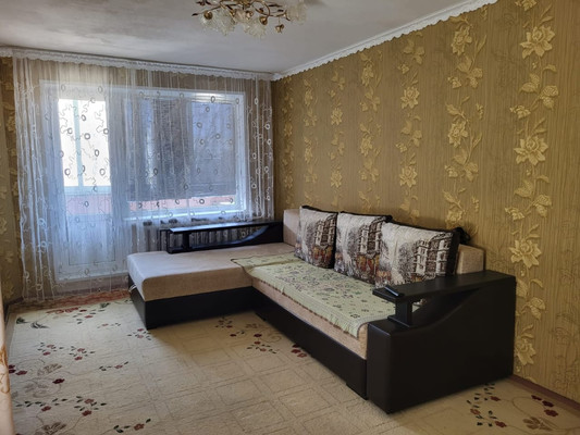 Продам трехкомнатную (3-комн.) квартиру, Пионерская ул, 179, Волгодонск г
