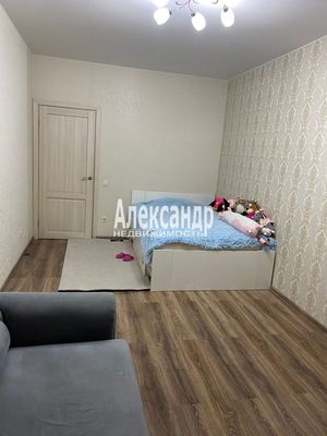 Продам однокомнатную (1-комн.) квартиру, Русановская ул, 19к4, Санкт-Петербург г