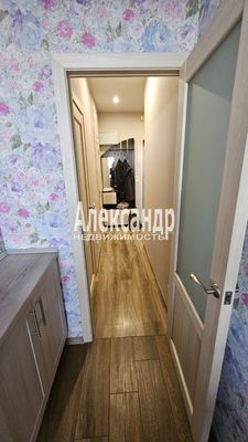 Продам однокомнатную (1-комн.) квартиру, Русановская ул, 19к4, Санкт-Петербург г