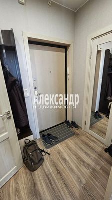 Продам однокомнатную (1-комн.) квартиру, Русановская ул, 19к4, Санкт-Петербург г