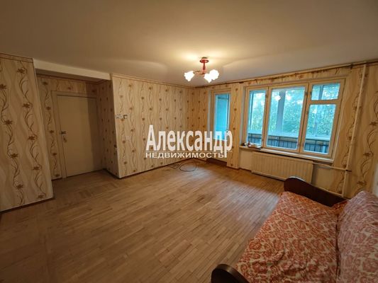 Продам трехкомнатную (3-комн.) квартиру, Солидарности пр-кт, 13к2, Санкт-Петербург г