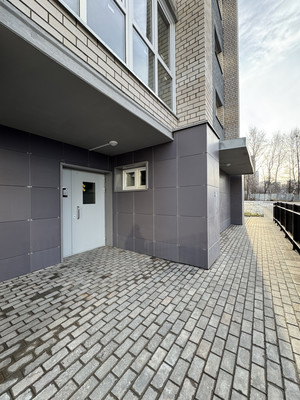 Продам трехкомнатную (3-комн.) квартиру, Социалистическая ул, 15, Киров г