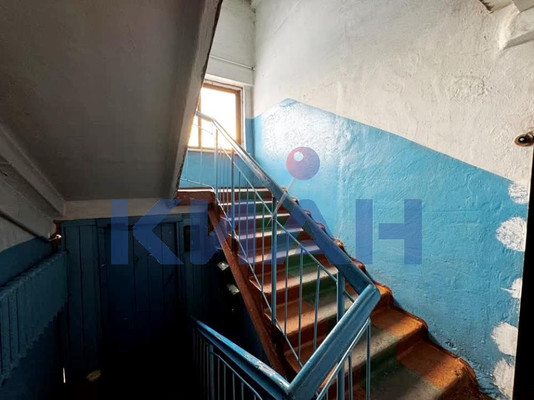 Продам трехкомнатную (3-комн.) квартиру, Юбилейная ул, 2, Уяр г