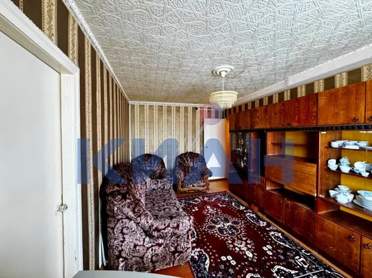 Продам трехкомнатную (3-комн.) квартиру, Юбилейная ул, 2, Уяр г