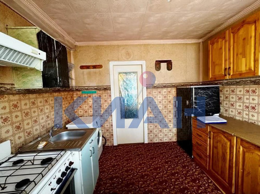Продам трехкомнатную (3-комн.) квартиру, Юбилейная ул, 2, Уяр г