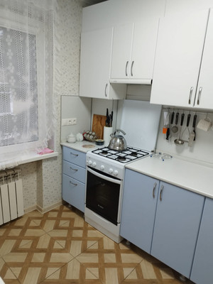 Продам двухкомнатную (2-комн.) квартиру, Новицкого ул, 13, Туапсе г