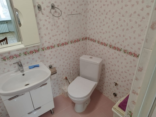 Продам двухкомнатную (2-комн.) квартиру, Новицкого ул, 13, Туапсе г