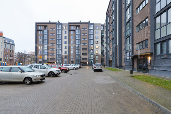 Продам однокомнатную (1-комн.) квартиру, Еловая аллея ул, 5А 2, Калининград г