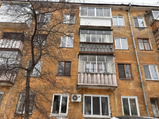 Продам трехкомнатную (3-комн.) квартиру, Гвардейская ул, 67, Нижний Тагил г