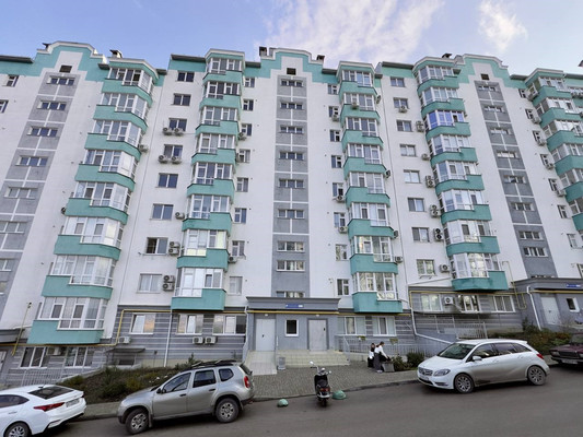 Продам двухкомнатную (2-комн.) квартиру, 60 лет СССР ул, 27, Алушта г