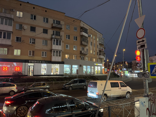 Продам коммерческое помещение 201,3 м2, Багратиона ул, 114, Калининград г