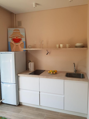 Продам двухкомнатную (2-комн.) квартиру, Керченская ул, 17, Туапсе г